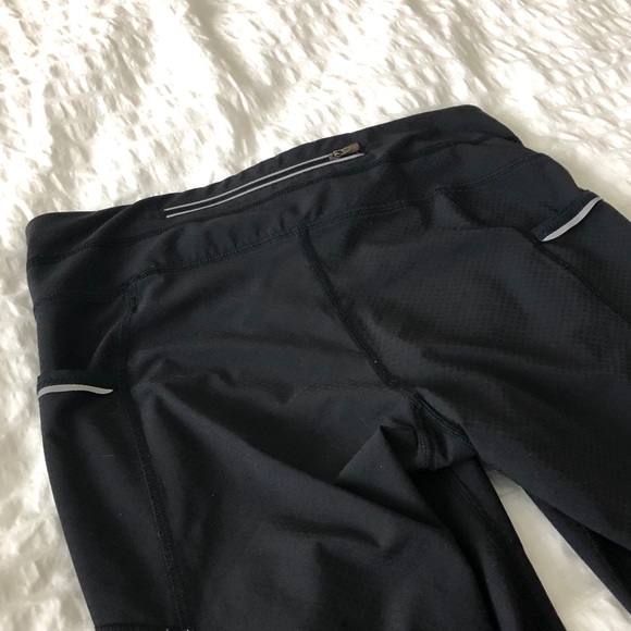 ATHLETA— Active Capri Leggings - Picture 5 of 10